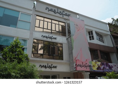 Setia city mall naelofar Siti Khadijah