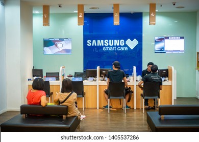 Damansara, Malaysia - May 2019. Samsung Smart Care Center In One Utama Shopping Mall. Service Center For Samsung Devices