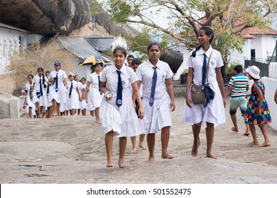 Girls lk sl Sri Lankan
