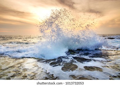 Dance of waves