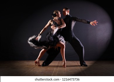 Tango Dancers Images Stock Photos Vectors Shutterstock