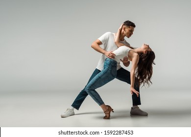 Bachata Imagenes Fotos De Stock Y Vectores Shutterstock