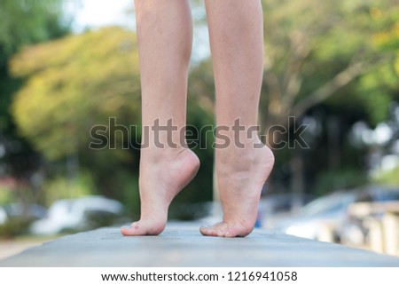 dancing girl feet