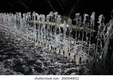 Dancing Water Fountains At The Chicago Botanic Garden