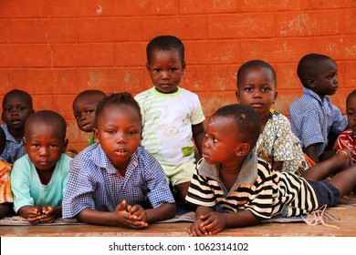 Dangbo Benin November 17 2015 Little Children After An Afternoon Nap At Pre School