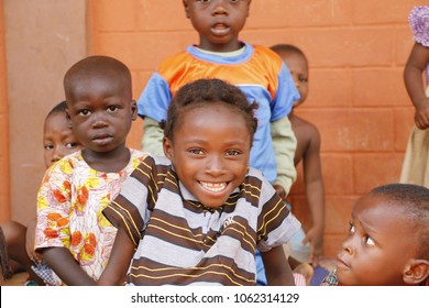 Dangbo Benin November 17 2015 Little Children After An Afternoon Nap At Pre School