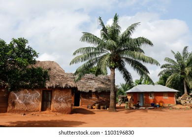 Dangbo Benin November 17 2015 Village Life In The Countryside