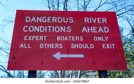 Dangerous River Sign Near The Class IV Rapids On The Green River, Near Black Diamond, Washington.