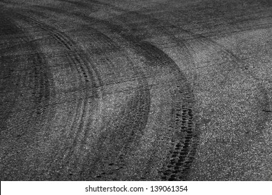 2,025 Tire marks curve Images, Stock Photos & Vectors | Shutterstock