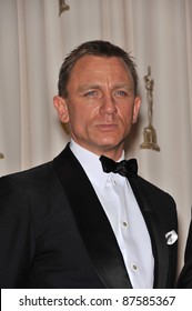 Daniel Craig at the 61st Annual Academy Awards at the Kodak Theatre, Hollywood. February 22, 2009 Los Angeles, CA Picture: Paul Smith / Featureflash