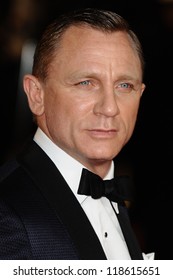 Daniel Craig arriving for the Royal World Premiere of 'Skyfall' at Royal Albert Hall, London. 23/10/2012 Picture by: Steve Vas