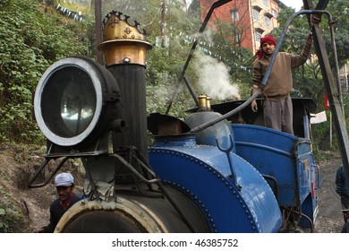 114 Locomotive pusher Images, Stock Photos & Vectors | Shutterstock