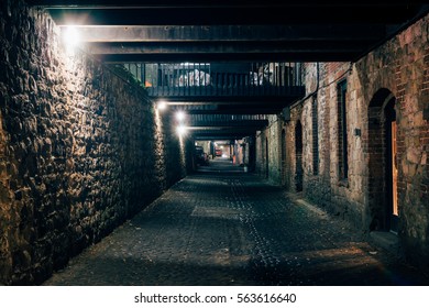 493,556 Dark night street Images, Stock Photos & Vectors | Shutterstock