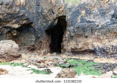 Dark Cave Entrance Stock Photo 1131382133 