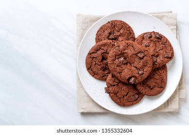 Dark Chocolate Cookies With Chocolate Chips