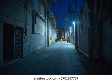 Alleyway Images Stock Photos Vectors Shutterstock