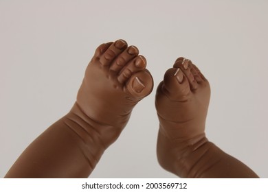 Chubby ebony feet