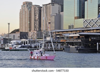 DARLING HARBOUR - MAY 15: Ellas Pink Lady, Entering  Darling Harbour Sailed By Jessica Watson Support Team; 15 May 2010 Sydney, Australia