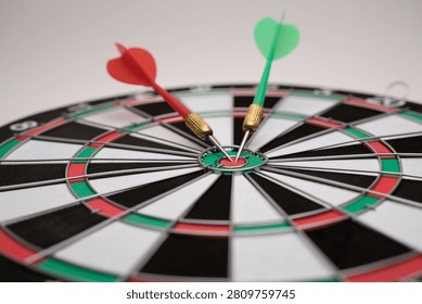 The dart trowing in dashboard