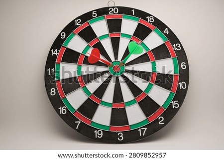 dart trowing in dashboard with white background