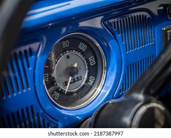 Dashboard and steering wheel of old-timer car