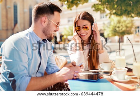 dating café