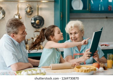 421 Grandpa baking Images, Stock Photos & Vectors | Shutterstock