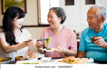 20,142 Asian family restaurant Images, Stock Photos & Vectors ...