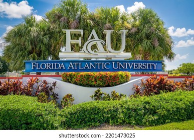 DAVIE, FL, USA - JULY 1, 2022: Entrance To Florida Atlantic University.