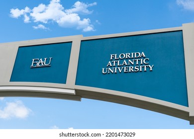 DAVIE, FL, USA - JULY 1, 2022: Entrance To Florida Atlantic University.