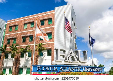 DAVIE, FL, USA - JULY 1, 2022: Entrance To Florida Atlantic University.