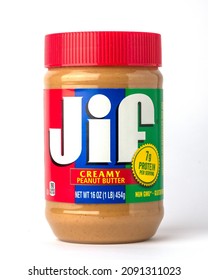 Davis , California, USA - December, 12, 2021. A 454 G Bottle Of Creamy Peanut Butter, Jif Brand, With 7g Protein