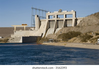 Davis Dam