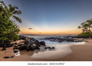 Dawn at Pa'ako cove in South Maui, Hawaii