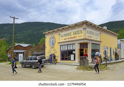 Dawson Yukon Images Stock Photos Vectors Shutterstock