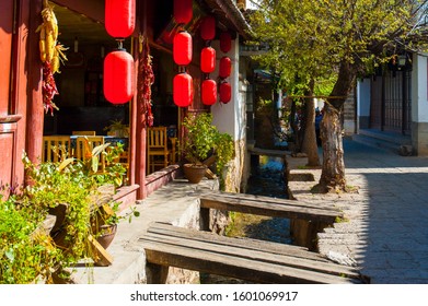 DAYAN TOWN, LIJIANG,YUNNAN /CHINA-MAR 22: Dayan Old Town Streets On Mar 22, 2007 In Dayan Old Town Of Lijiang, Yunnan, China. The Lijiang Is A Tourist City Of China.