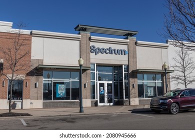 Dayton - Circa November 2021: Spectrum Cable, Internet And TV Consumer Store. Spectrum Is Part Of Charter Communications.