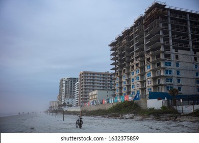 Daytona Beach, Fl/USA - Dec 29, 2019: Despite Sea Level Rise As A Result Of Global Warming, Developers In Florida Are Not Stopping Construction Of Luxury Condominiums, Along The Beach Front.