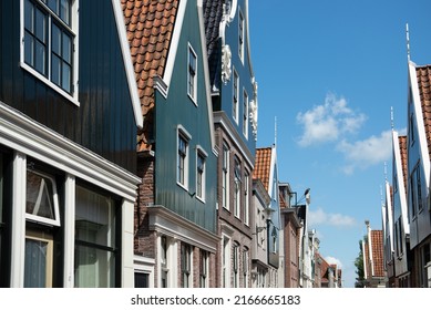 De Rijp Netherlands 12 June 2022 Old Dutch Gable Houses In A Small Street