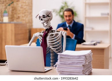 Dead employee working in the office