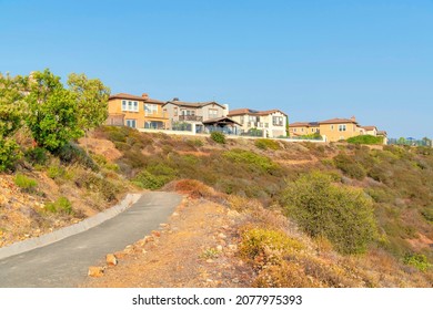 Dead End Pavement Path At The Double Peak Park At San Marcos, California