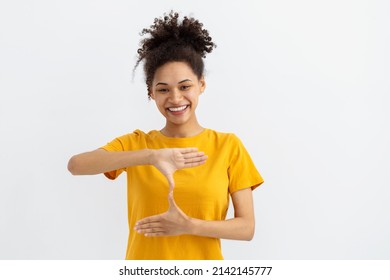 Deaf Mute Young African American Woman On White Background