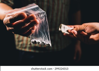  Dealer Selling Cocaine,ecstasy Or Other Illegal Drugs 