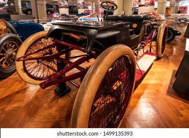 Dearborn, Mi, Usa - March 2019: The 1901 Ford Sweepstakes An Oval Track Racing Car Presented In The Henry Ford Museum Of American Innovation.