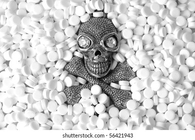 Death's-head and tablets.