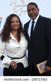 Debbie Allen And Norm Nixon At The 10th Alfred Mann Foundation Gala, Robinson-May Lot, Beverly Hills, CA 10-13-13