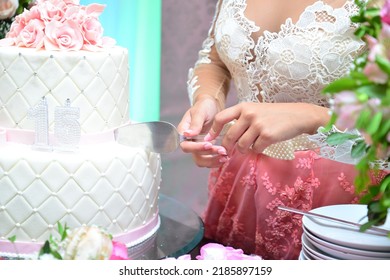 Debutante Cutting The Birthday Cake
