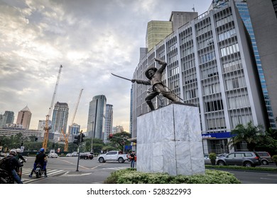 Dec 3, 2016 Statue Of General Pio Del Pilar Makati Ave, Metro Manila, Philippines