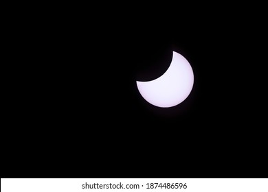 December 14, 2020. Intermediate Phases Of The Total Solar Eclipse Observed In This Case From The Maule Region In Chile
Province: Talca, Latitude: -35.2833, Longitude: 71.7833.