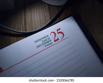 December 25 Date On A Single Day Calendar In Flat Style